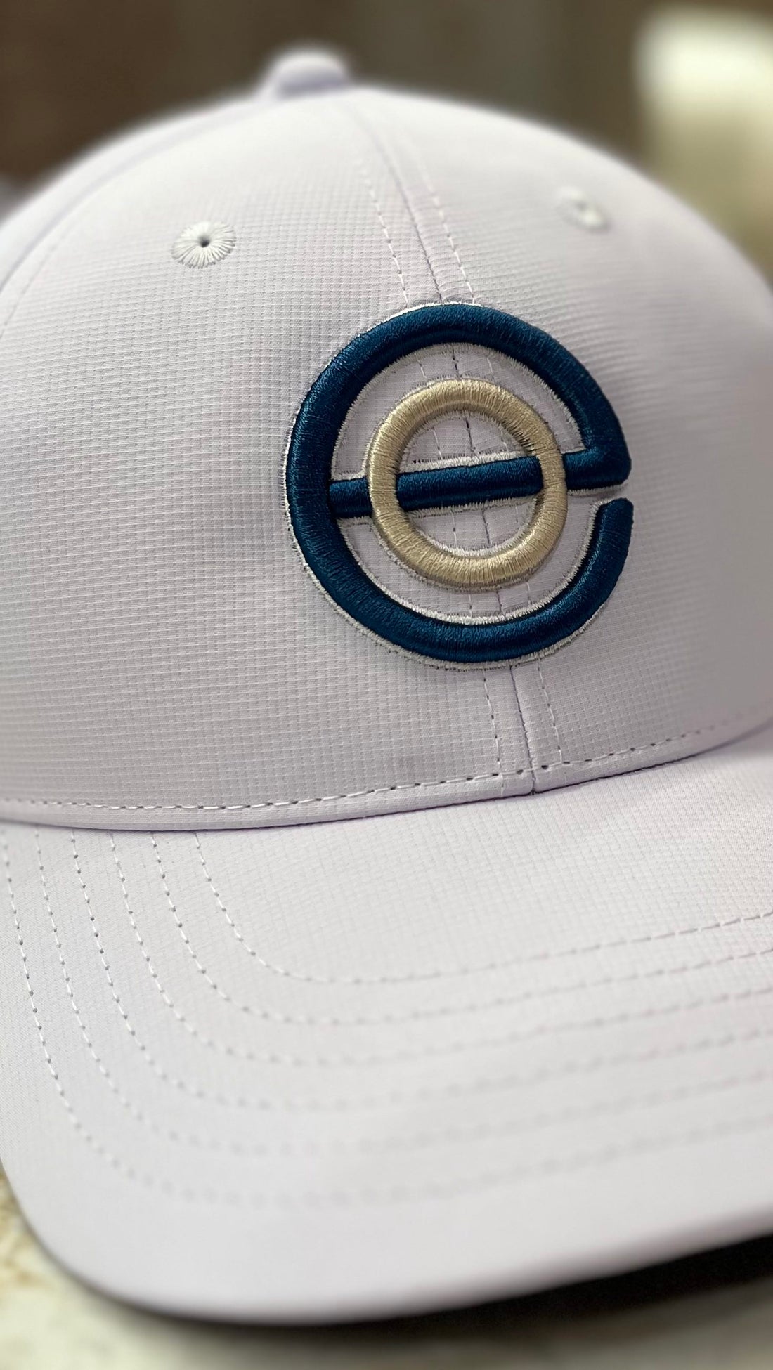 White Ella Ora Hat