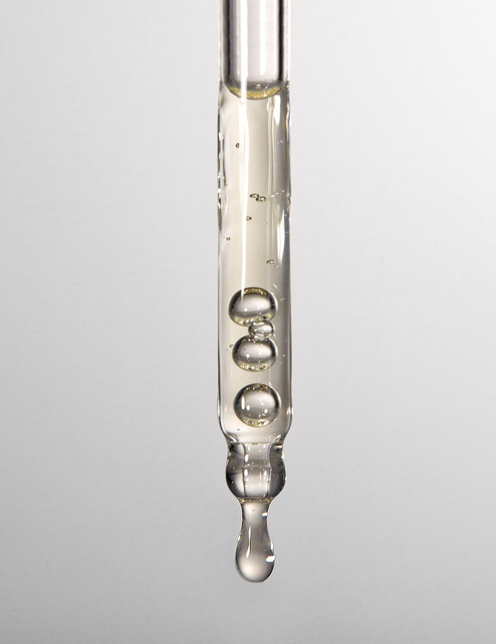 Dr. Sturm Super Anti Aging Serum dropper
